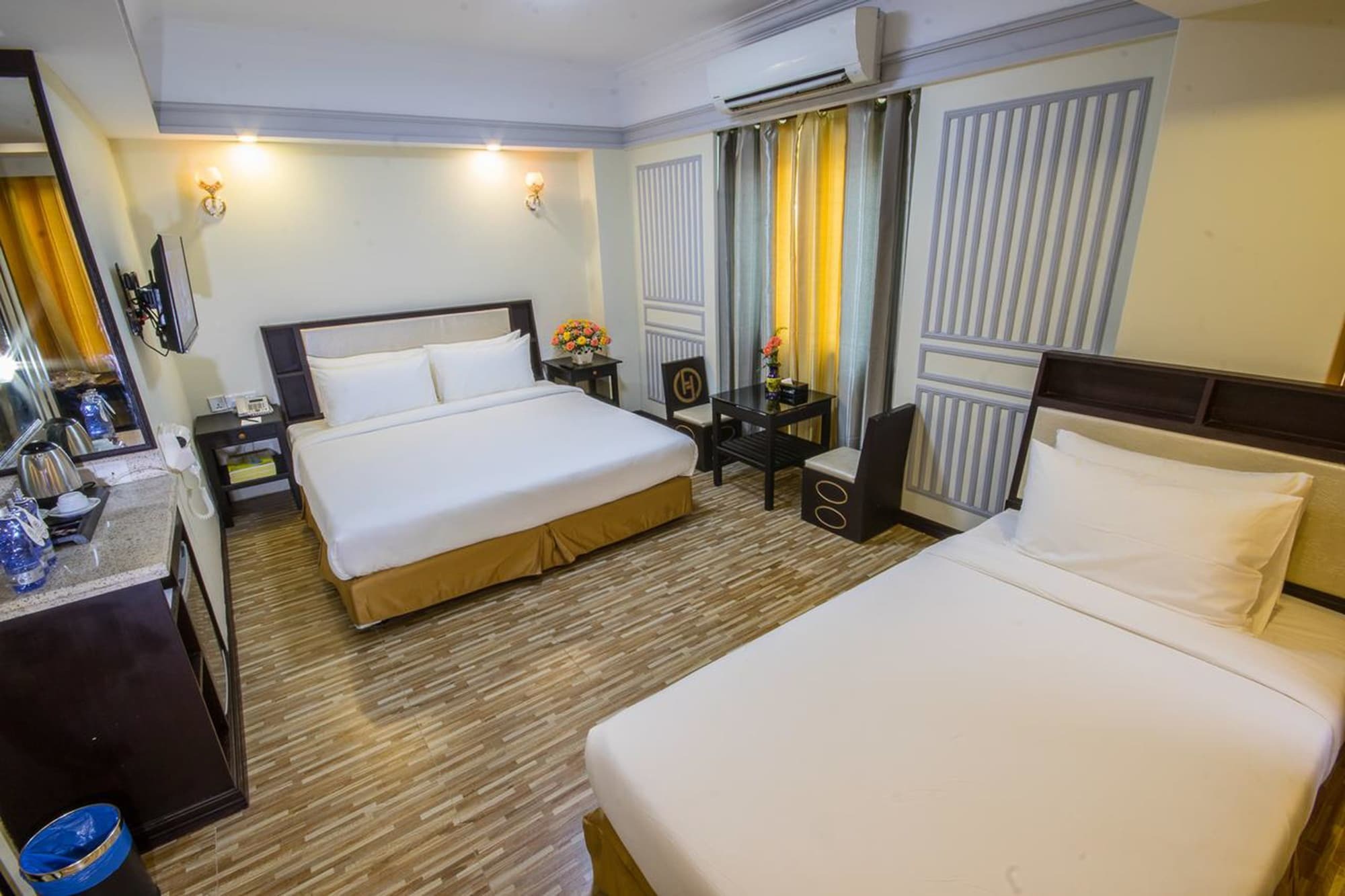 Hotel Heaven Yangon Exterior photo